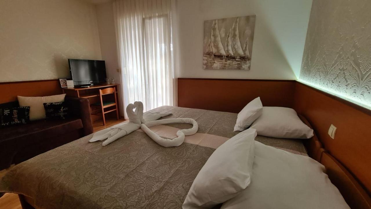 Sobe/Rooms Riva 자다르 외부 사진