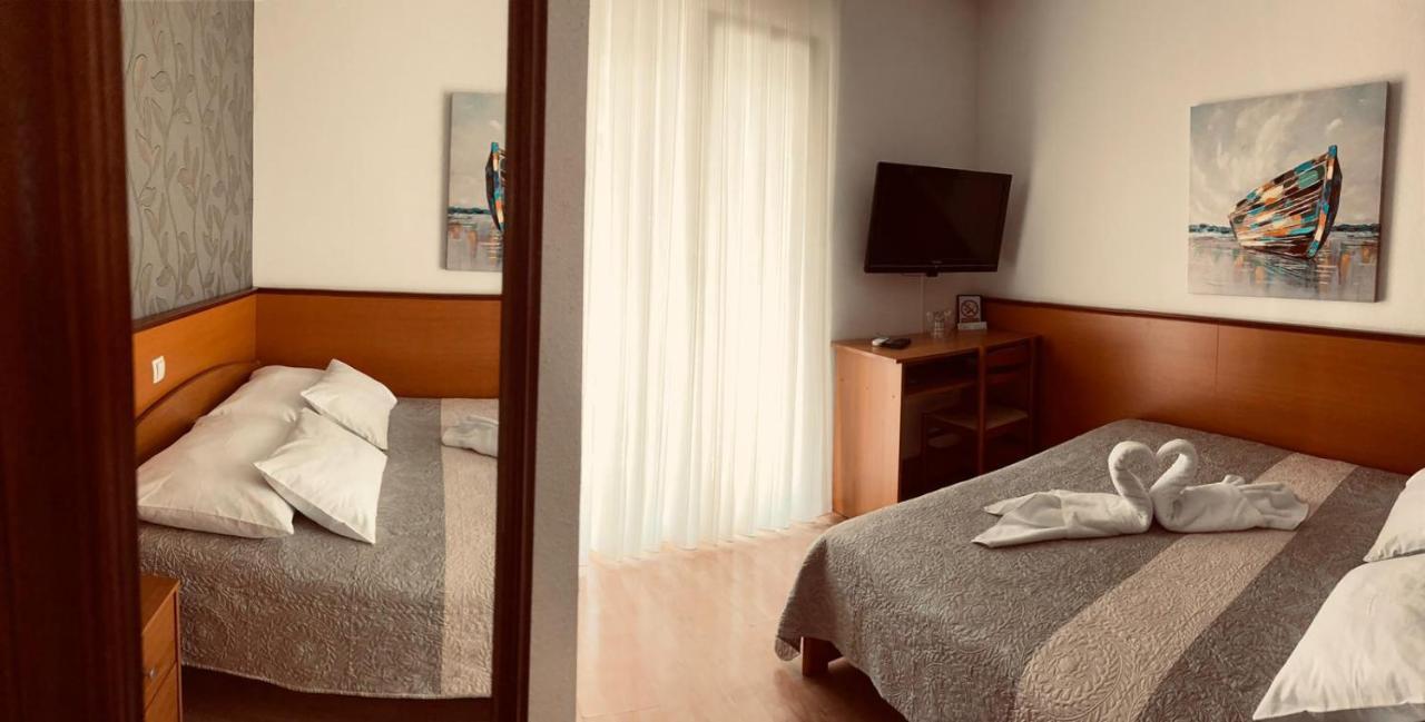 Sobe/Rooms Riva 자다르 외부 사진